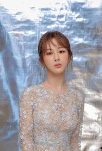 杨紫吃瓜事件,真相与谣言的较量